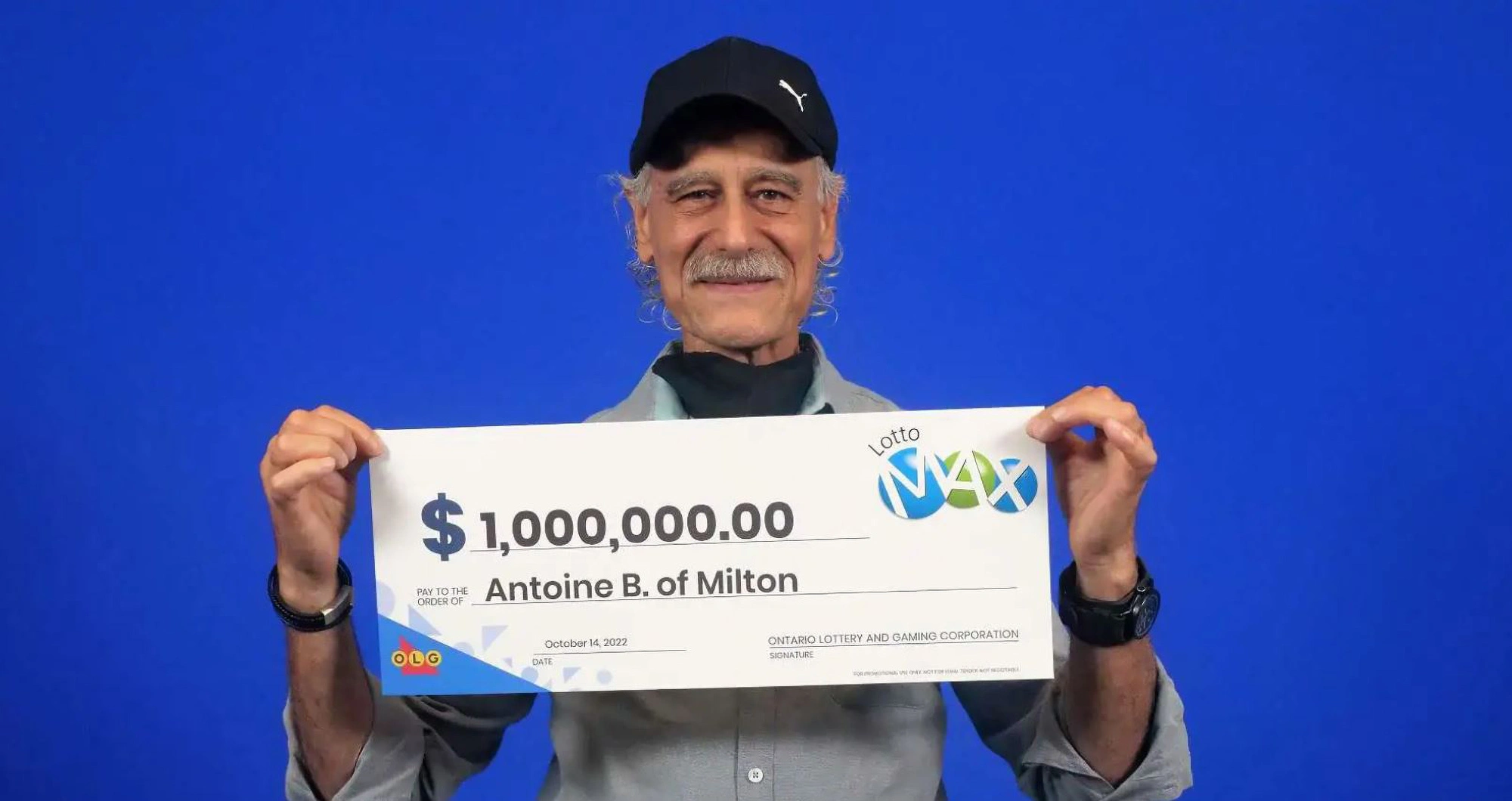 Antoine Beaini poses with winning cheque