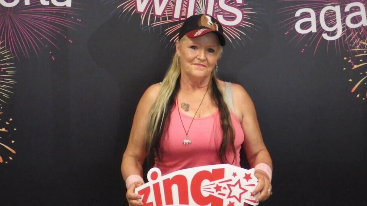 $100 Ultimate winner Juanita Melenko