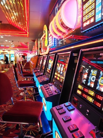 7 Strategies to use when Playing Slot Machines